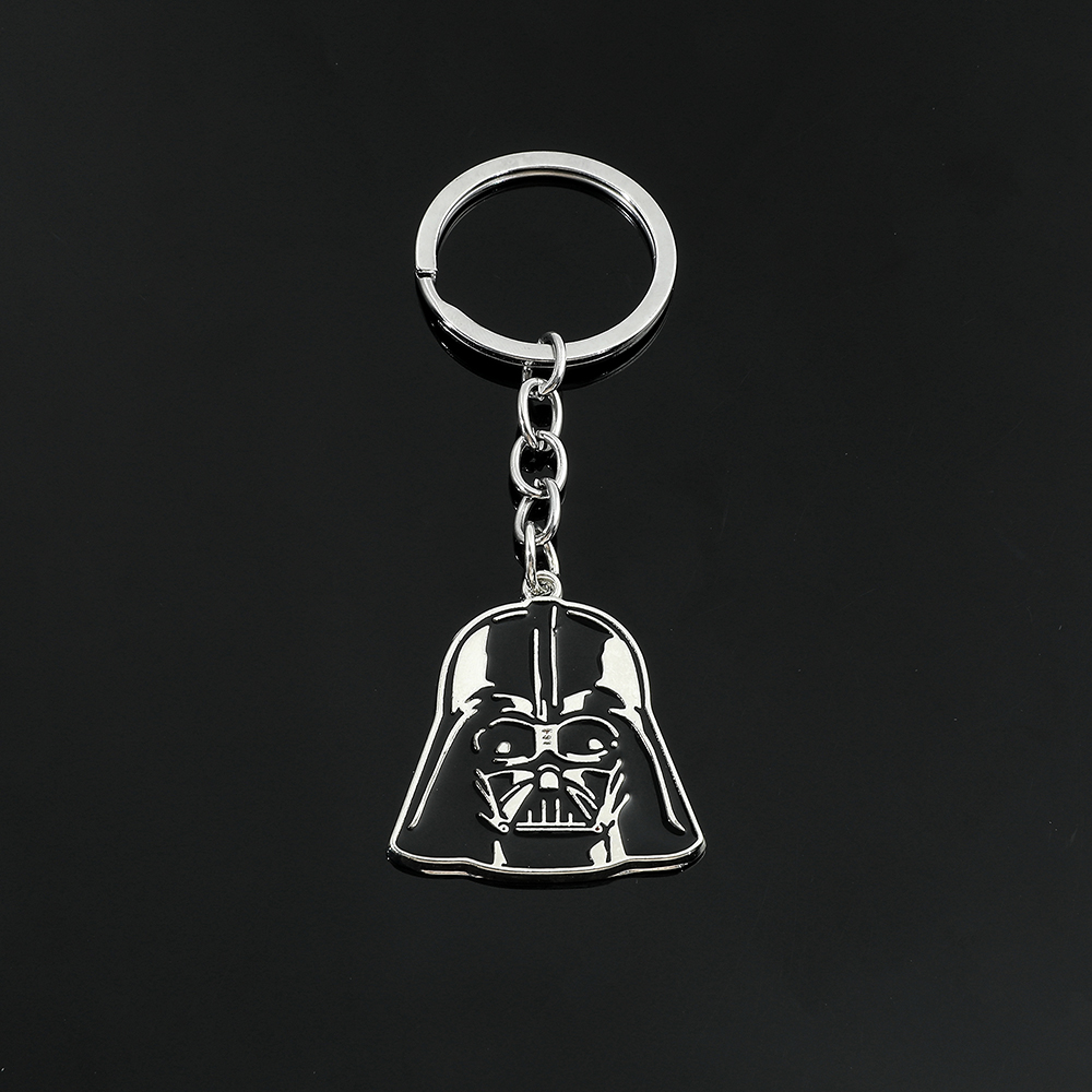 Metalowy brelok z hełmem posta – Car Accessories For Boys recenzja i cena